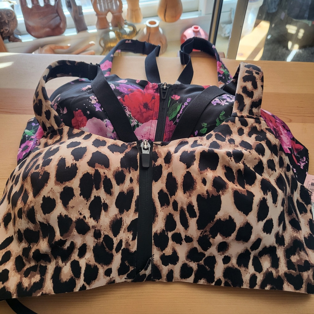 Victoria's Secret Knockout Front-Close Sport Bras